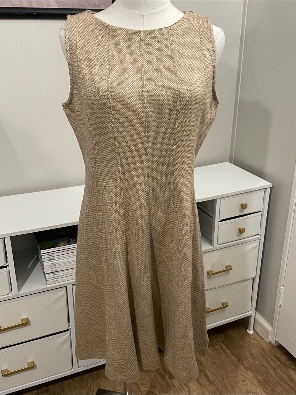APT.9 Gold Dress (M)